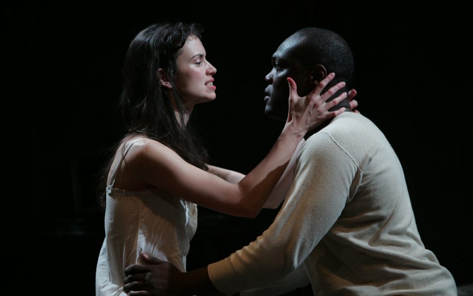 Yvonne Woods and Peter Macon in MISS JULIE. Photo © Joan Marcus, 2005.